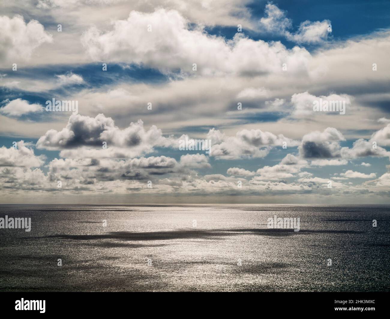 EE.UU., California, La Jolla, nubes costeras sobre el Pacífico Foto de stock