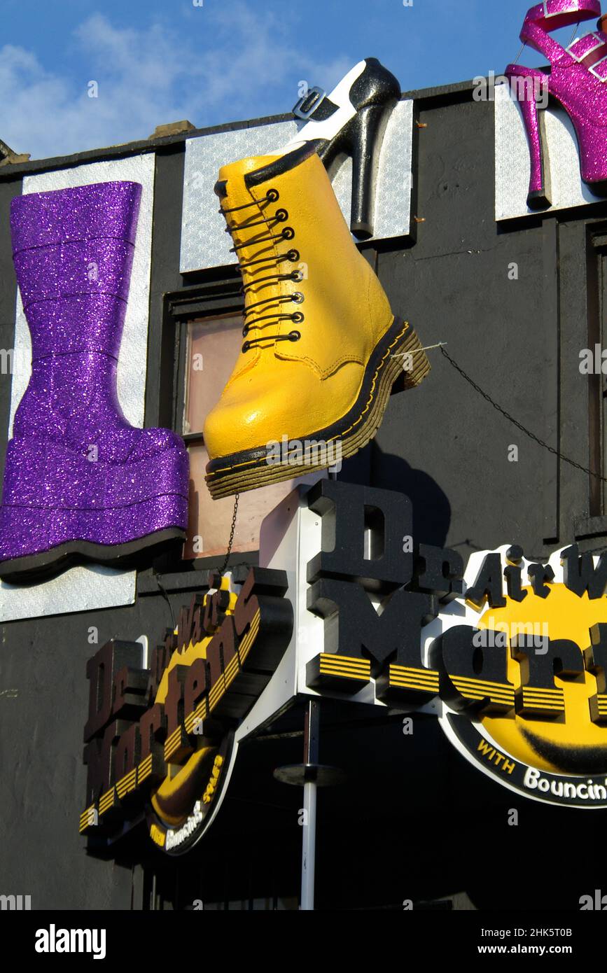 Tienda dr martens londres tienda dr martens londres fotograf as e