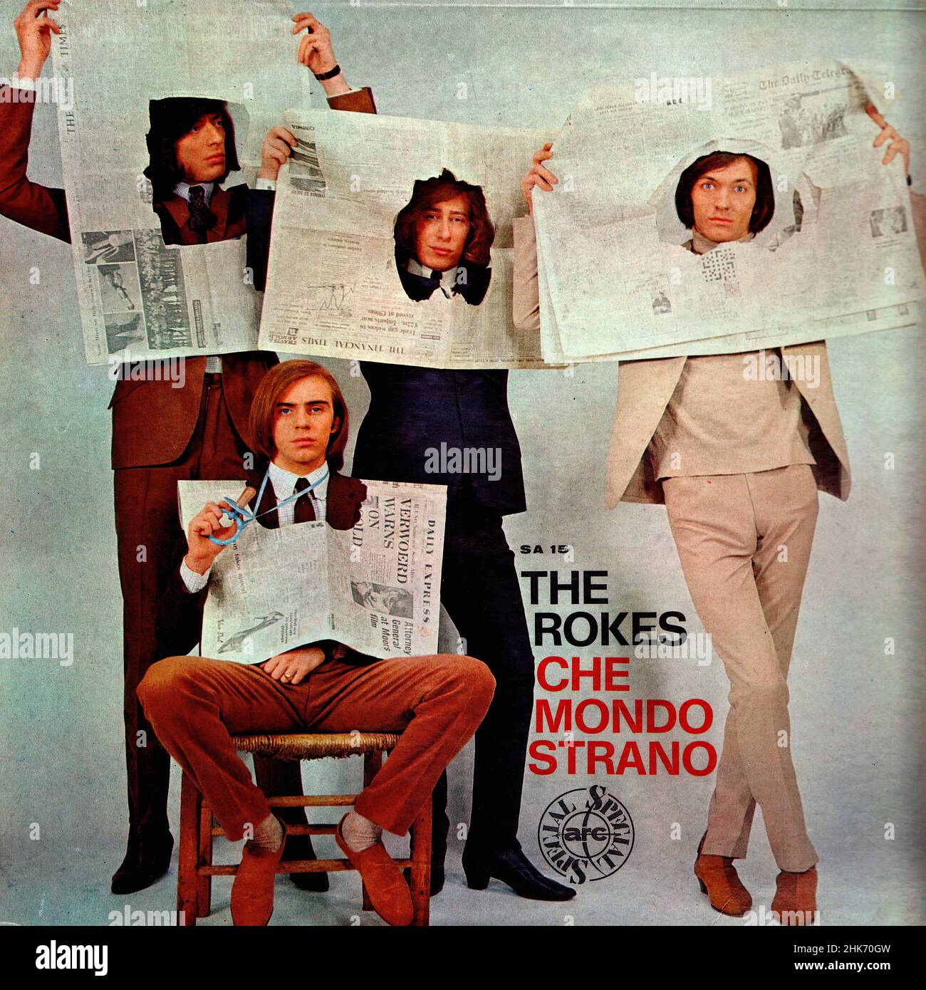 Vintage vinilo discográfico - Rokes, el - Che Mondo Strano - Italia - 1966 Foto de stock