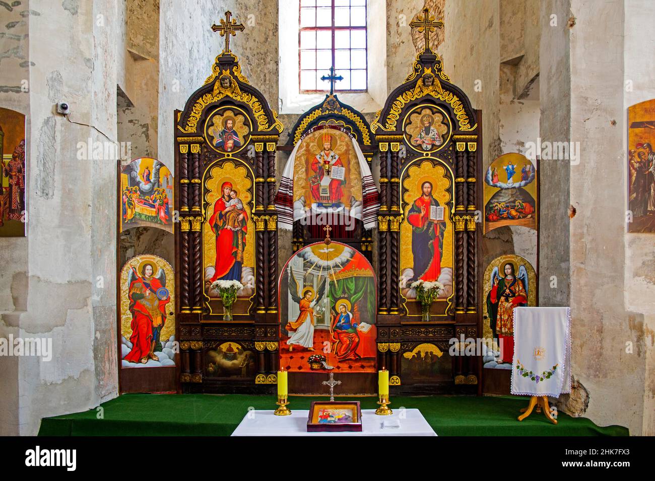 Iconostasis en el Monasterio Basilio, Vilnius, Lituania, Vilnius, Lituania Foto de stock