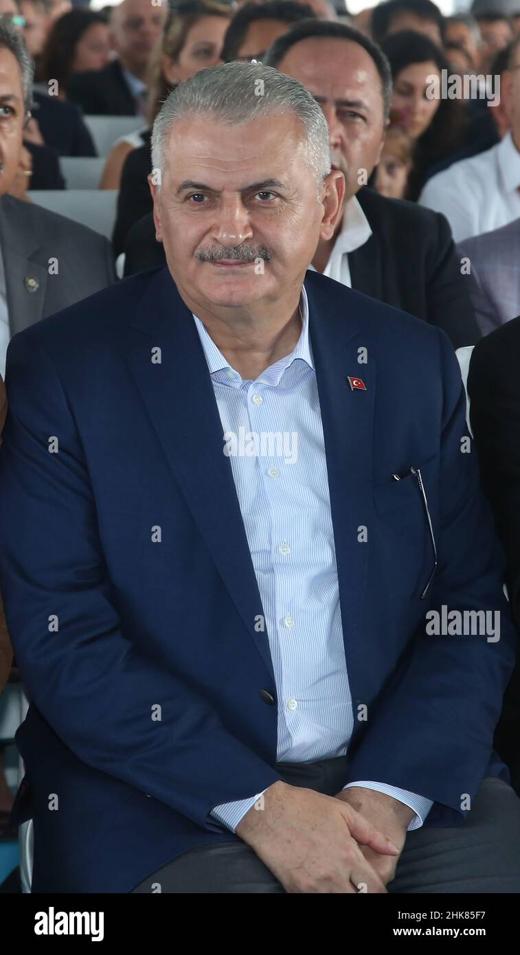 ESTAMBUL, TURQUÍA - 20 DE AGOSTO: República de Turquía Primer Ministro  Binali Yildirim retrato el 20 de agosto de 2016 en Estambul, Turquía  Fotografía de stock - Alamy
