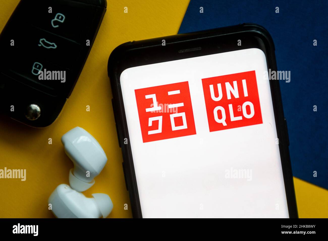 Polonia. 1st Feb, 2022. En esta ilustración de la foto se muestra un  logotipo de Uniqlo en un smartphone. (Imagen de crédito: © Mateusz  Srodkowski/SOPA Images via ZUMA Press Wire Fotografía de