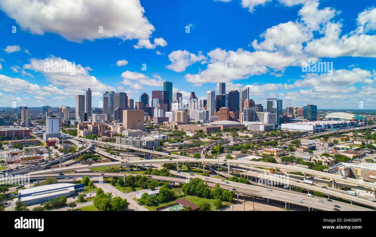 Centro de Houston, Texas, EE.UU. Vista aérea de Drone Skyline Fotografía de  stock - Alamy