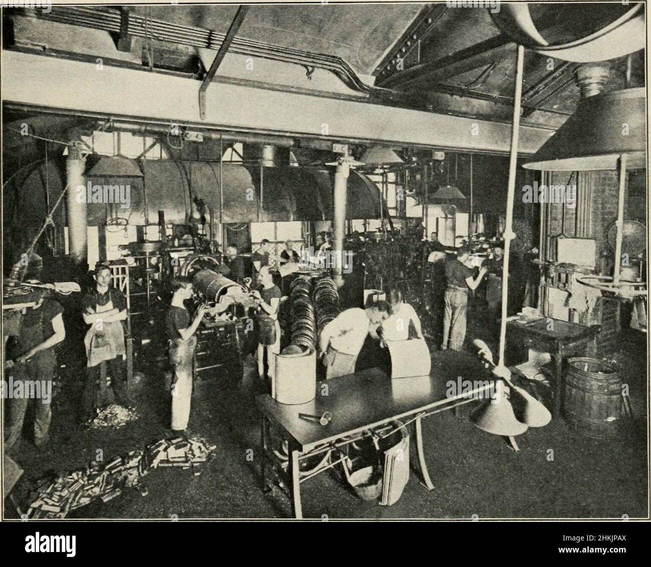 'Fundamentos en periodismo; un manual en la elaboración de periódicos para las clases universitarias' (1912) Foto de stock