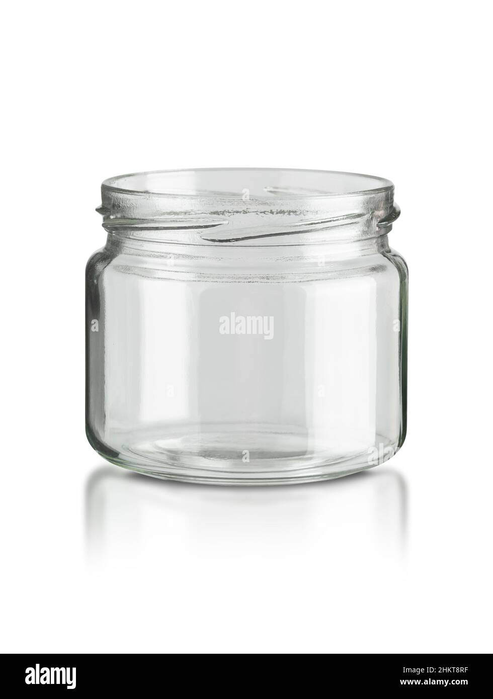 Utensilio de cocina con jarra de cristal aislado sobre fondo blanco con ruta de corte Foto de stock