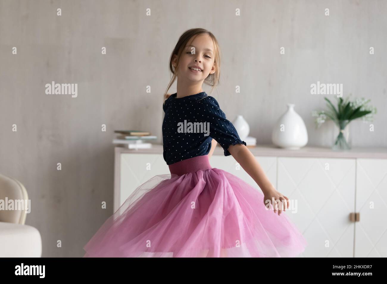 Falda princesa fotografías e imágenes de alta resolución - Alamy