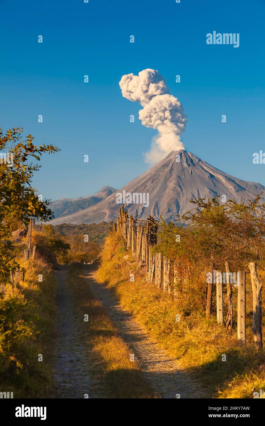 Volcán de Fuego. Colima. México, Norteamérica Foto de stock