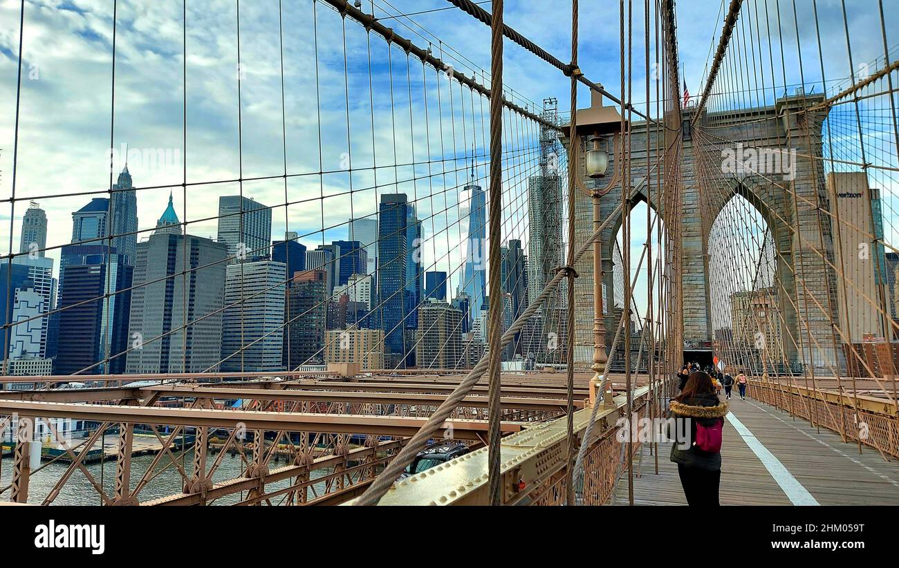 Vista del Puente de Brooklyn en la ciudad de Nueva York Foto de stock