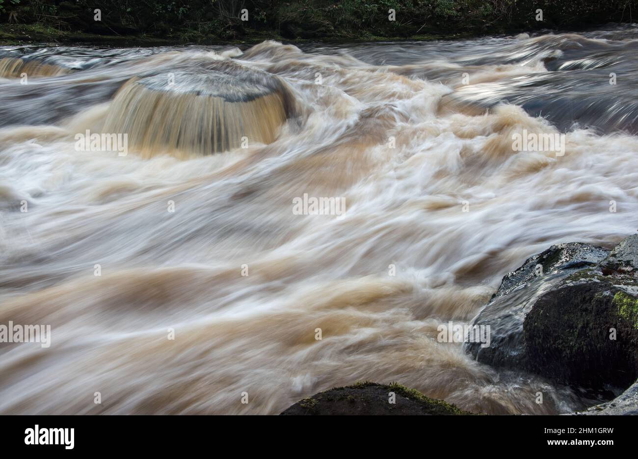Ollas de Garness en Endrick Water al oeste de Killearn, cerca de Glasgow, Escocia Foto de stock