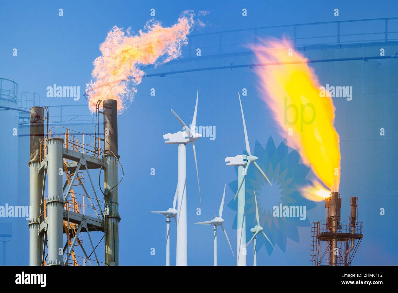 BP aceite, depósitos de almacenamiento de combustible. Imagen conceptual de combustibles fósiles, gas/petróleo del Mar del Norte, energías renovables, cambio climático, cero neto 2050, beneficios de la industria petrolera... Foto de stock