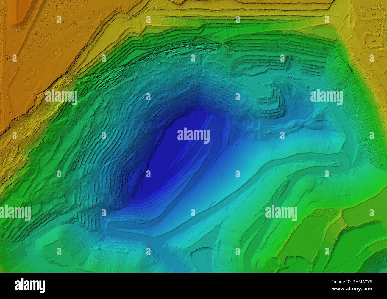 Modelo de elevación de una mina. Producto GIS hecho después de procesar ...