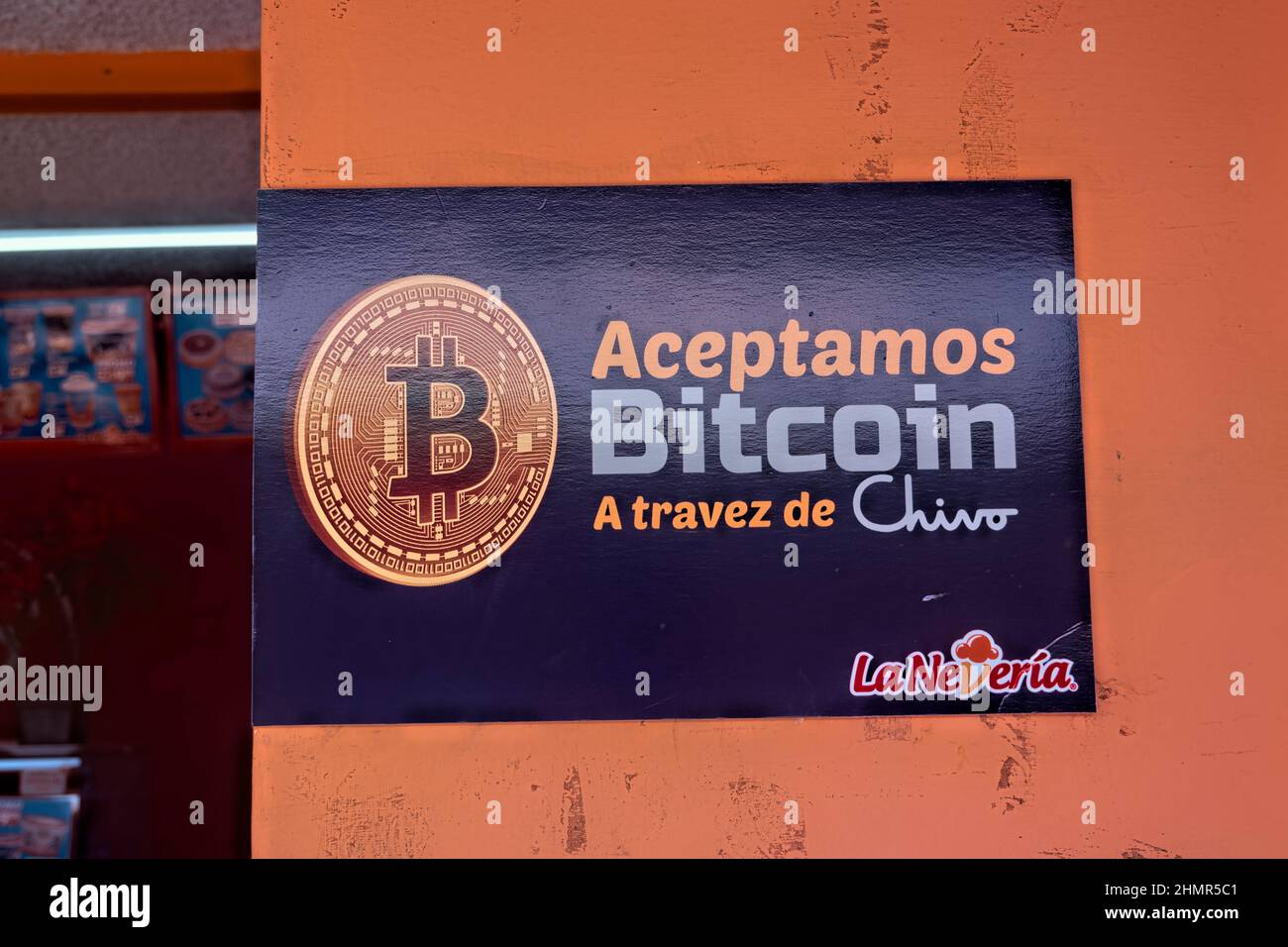 Restaurante que acepta pagos de Bitcoin, San Salvador, El Salvador Foto de stock
