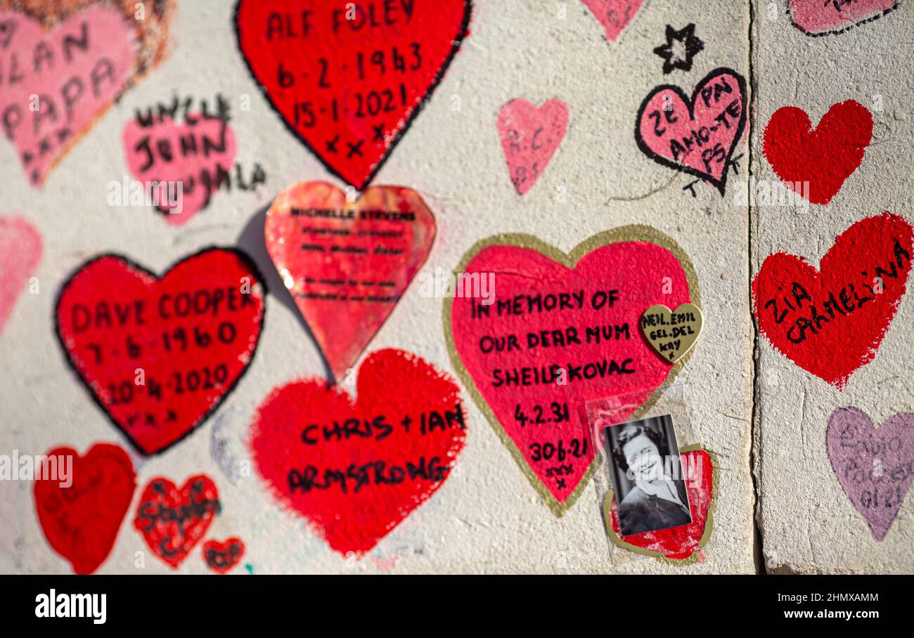 El National Covid Memorial Wall, Southbank, Londres, Reino Unido. Foto de stock