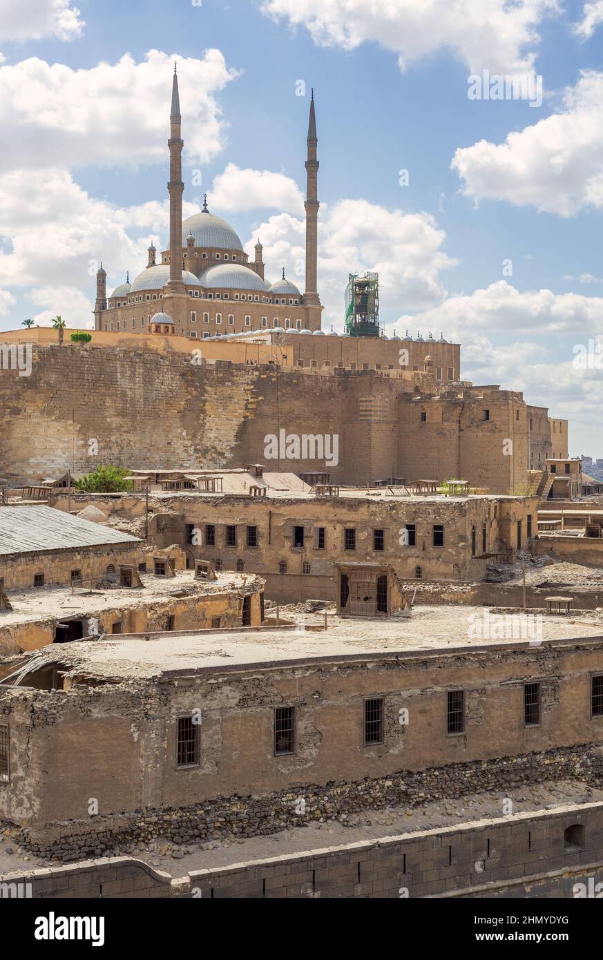 La gran Mezquita de Muhammad Ali Pasha, también conocida como Mezquita de Alabastro, situada en la Ciudadela de El Cairo en Egipto, uno de los monumentos y atracciones turísticas de El Cairo, Egipto Foto de stock