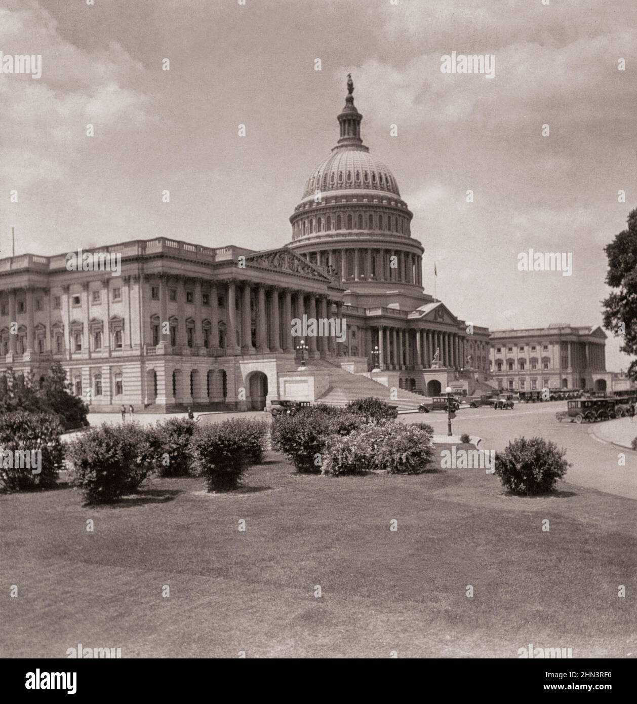 Foto vintage del Capitolio de los Estados Unidos, el edificio más imponente de América, Washington, D.C., EE.UU. 1926 Foto de stock
