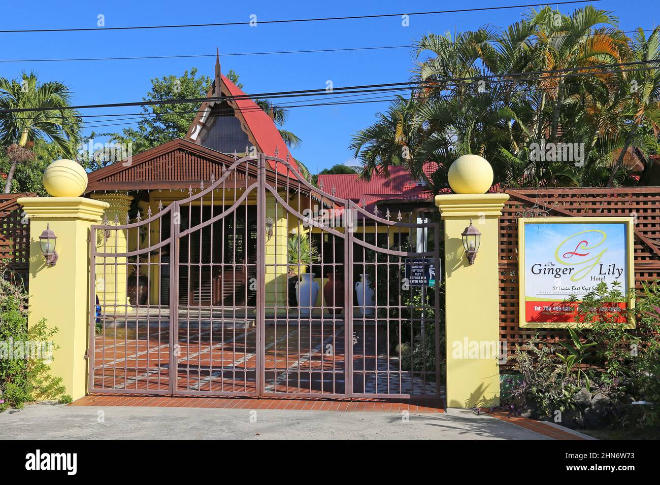 Ginger Lily Hotel, Reduit Beach Avenue, Rodney Bay Village, Gros Islet, Santa Lucía, Islas de Barlovento, Antillas Menores, Antillas Occidentales, Mar Caribe Foto de stock