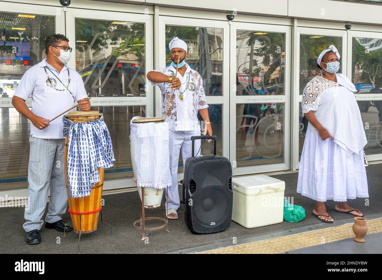 La protesta de Black Lives Matter en Niteroi, Río de Janeiro, Brasil - 15 de febrero de 2022 Foto de stock