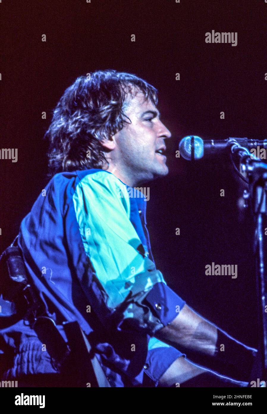 El guitarrista Mick Jones de la banda angloamericana Foreigner