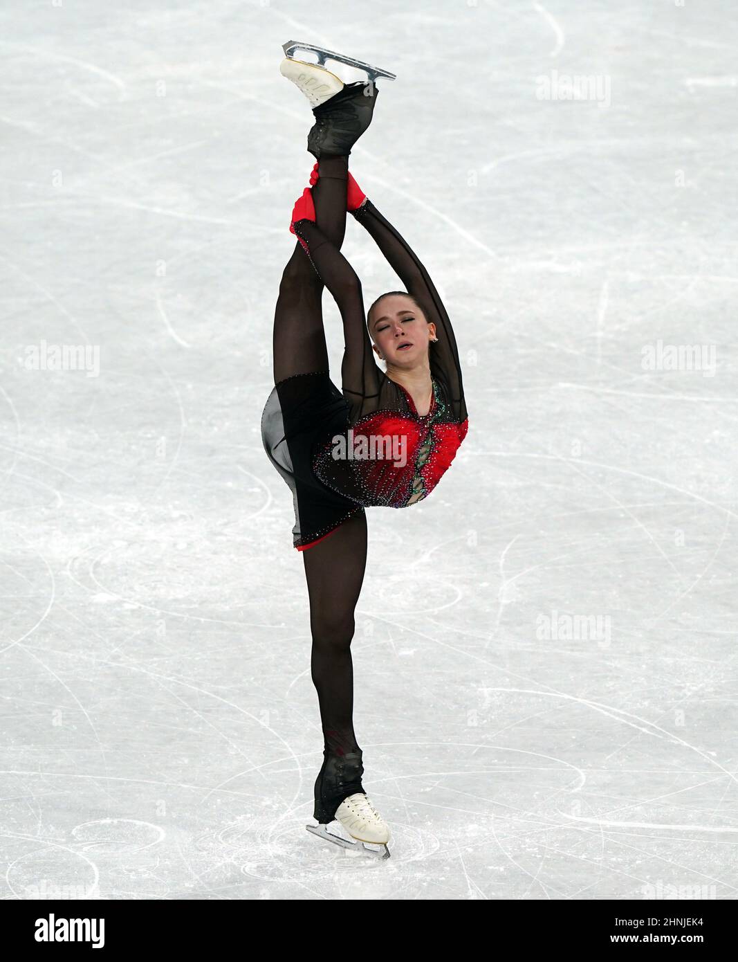Kamila Valieva, del Comité Olímpico Ruso, durante el Patinaje Individual  Femenino - Patinaje gratis el día once de los Juegos Olímpicos de Invierno  de Beijing 2022 en el Estadio Interior Capital, Beijing.