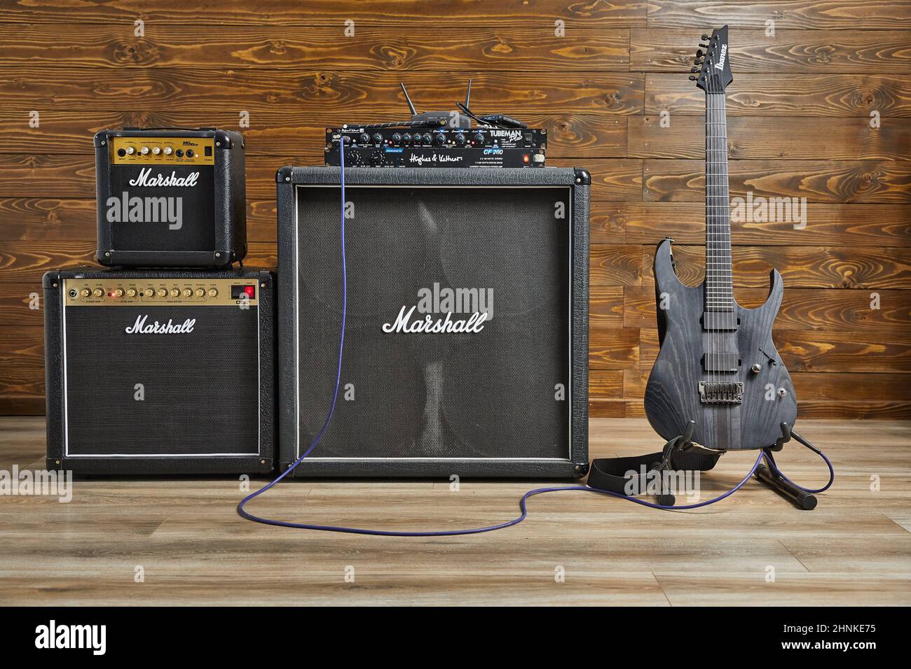 Marshall amplificadores de guitarra en un estudio Fotografía de stock -  Alamy