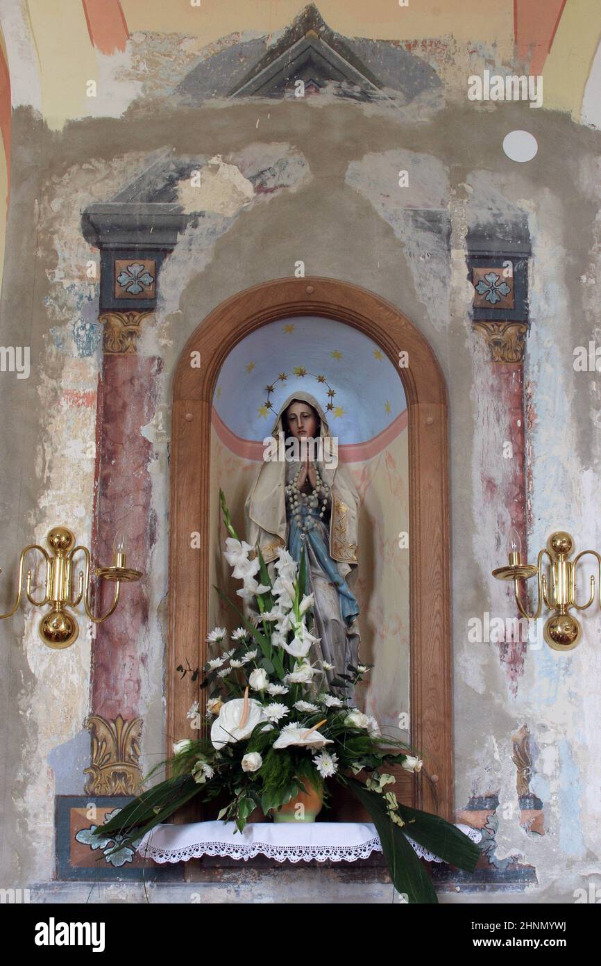 Iglesia virgen del rosario fotografías e imágenes de alta resolución - Alamy