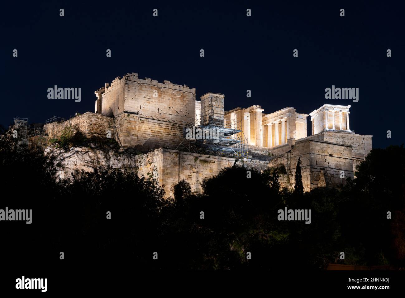 La colina de la Acrópolis en Atenas, Grecia Foto de stock