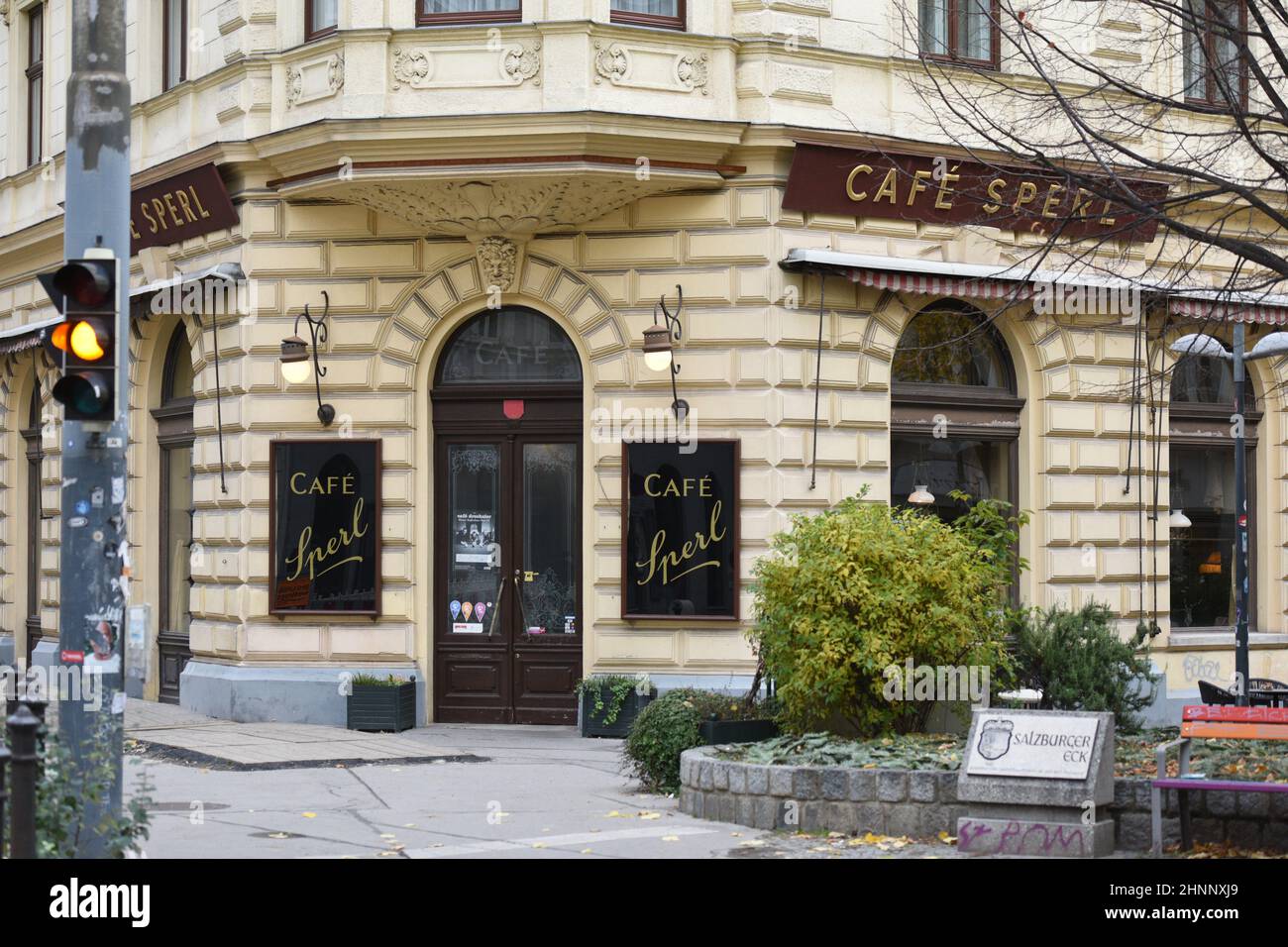 Das berühmte Cafe Sperl en Wien Österreich, Europa - El famoso Cafe Sperl en Viena, Austria, Europa Foto de stock