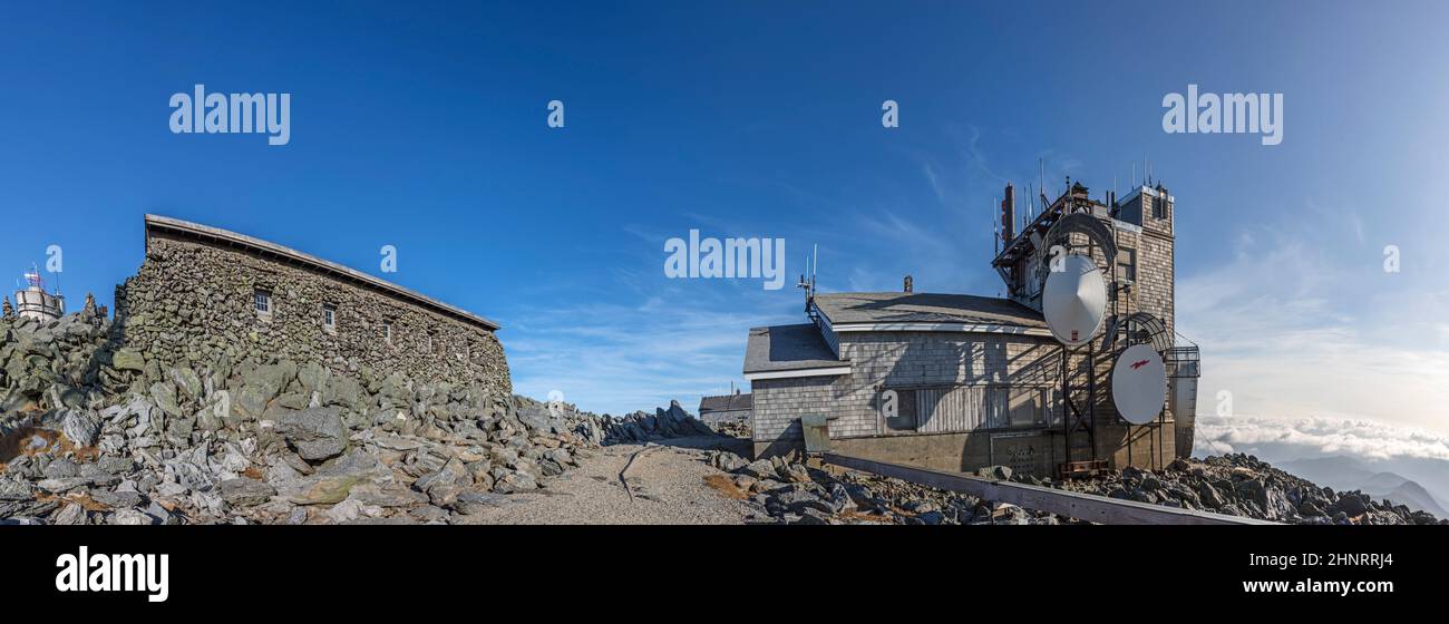 La estación meteorológica del Monte Washington opera desde hace más de 100 años todos los días en la cumbre del Monte Washington Foto de stock