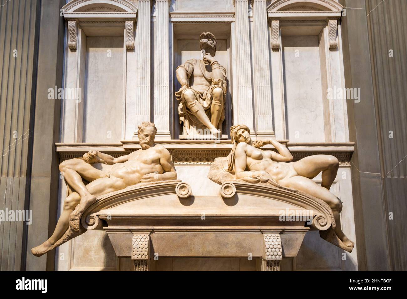 Interior de las Capillas Medici - Cappelle Medicee. Miguel Ángel Arte renacentista en Florencia, Italia. Foto de stock