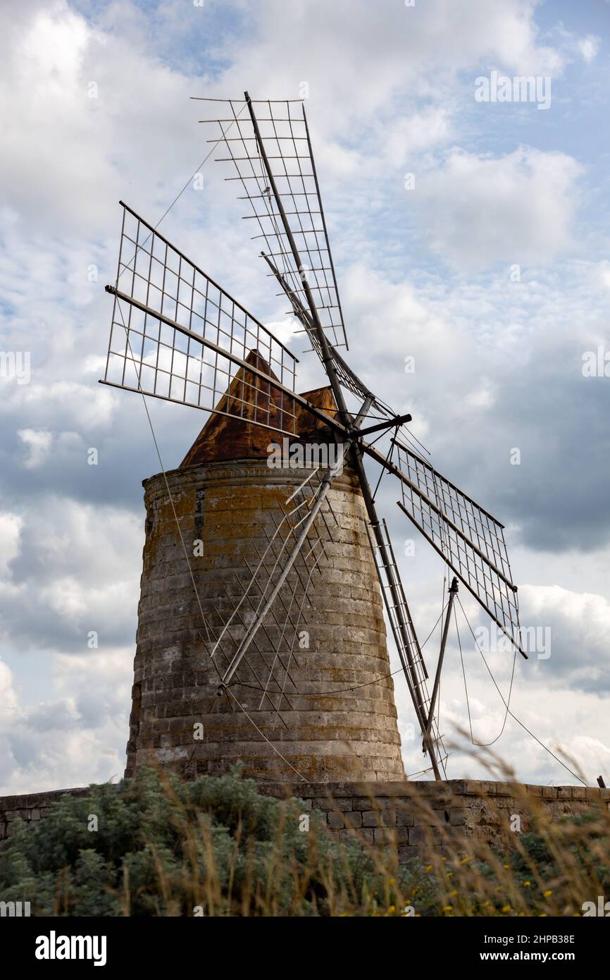 Molienda de sal fotografías e imágenes de alta resolución - Alamy Molienda de sal fotografías e imágenes de alta resolución - Alamy