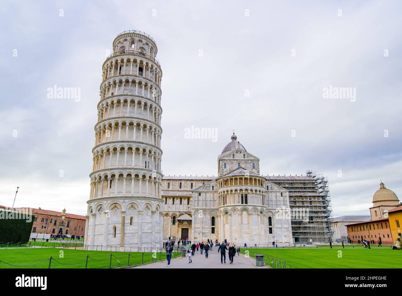Torre de Pisa y la Catedral de Pisa en Pisa, Italia Foto de stock