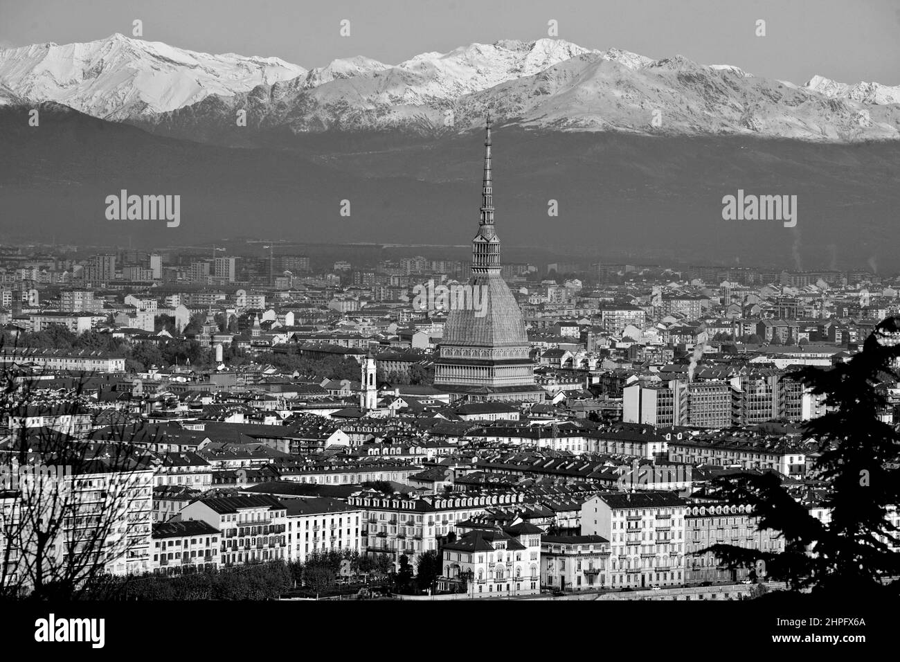 Italia, Piamonte, Turín, paisaje urbano con Mole Antonelliana Foto de stock