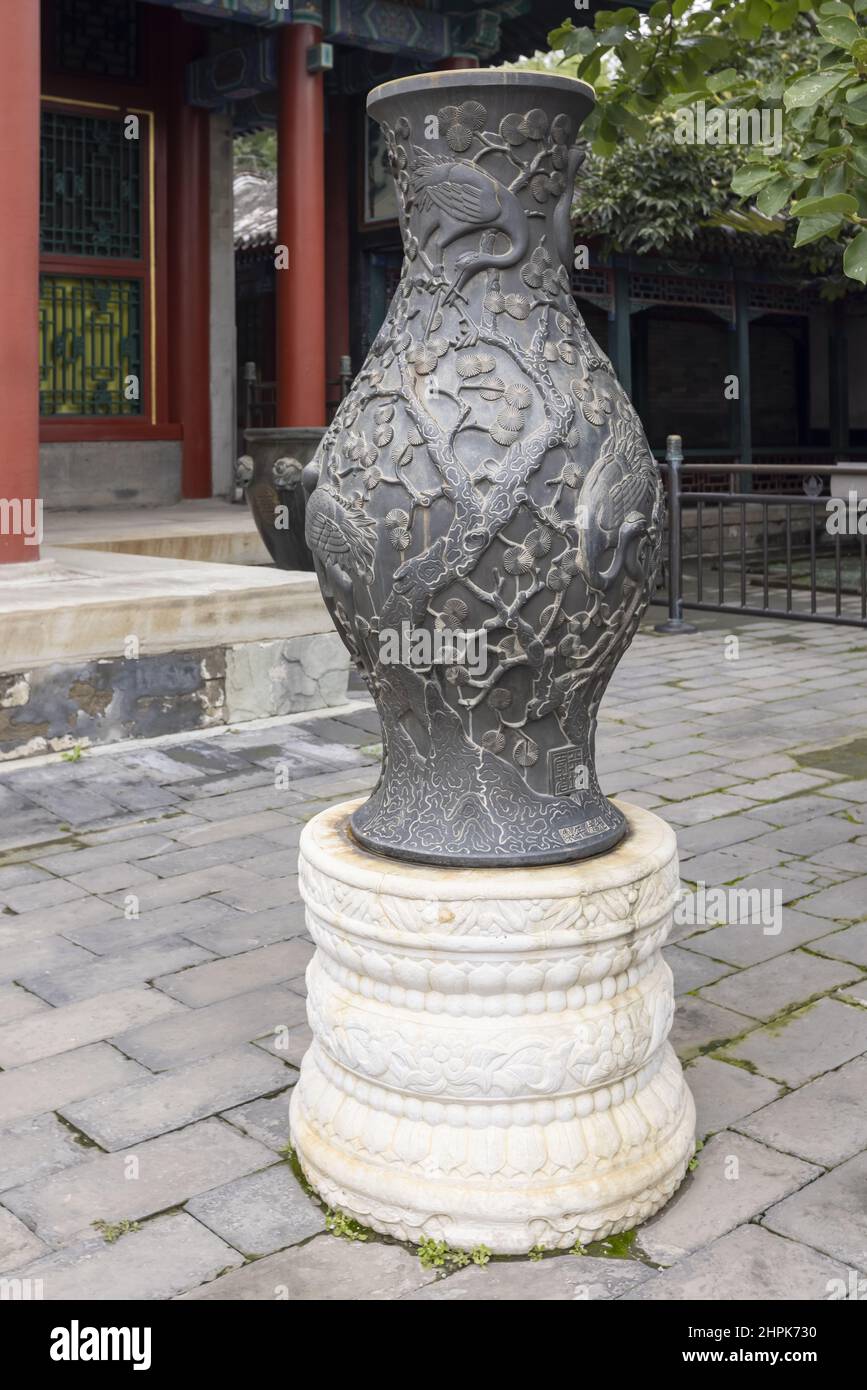 El Palacio de Verano en Beijing longevidad - jarrón de cobre Foto de stock