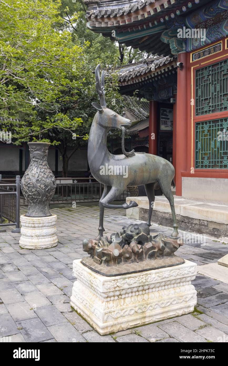 El Palacio de Verano en Beijing longevidad (ciervo de cobre Foto de stock