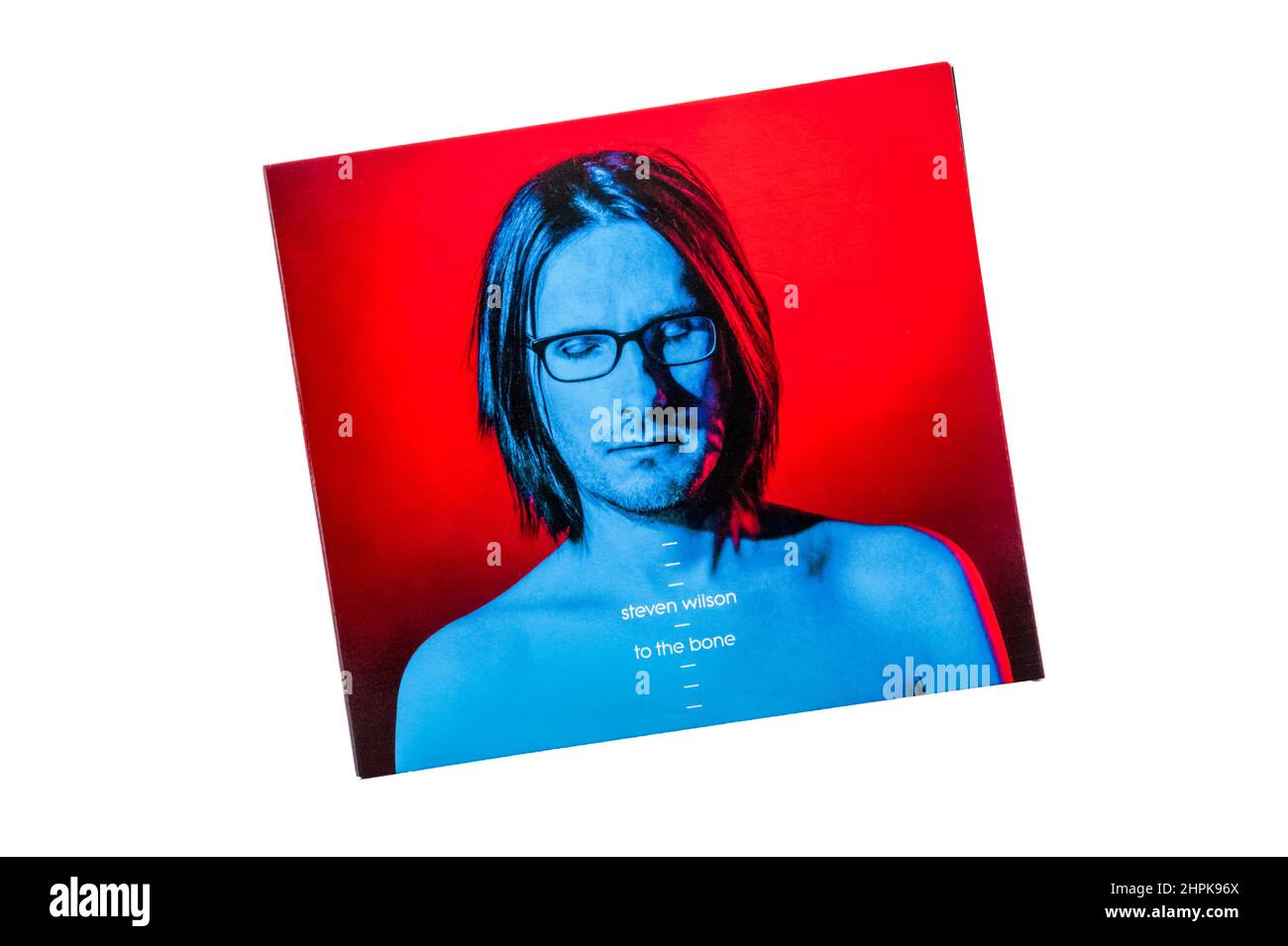 To the Bone es el álbum de estudio de 5th del músico británico Steven Wilson. Publicado en 2017. Foto de stock