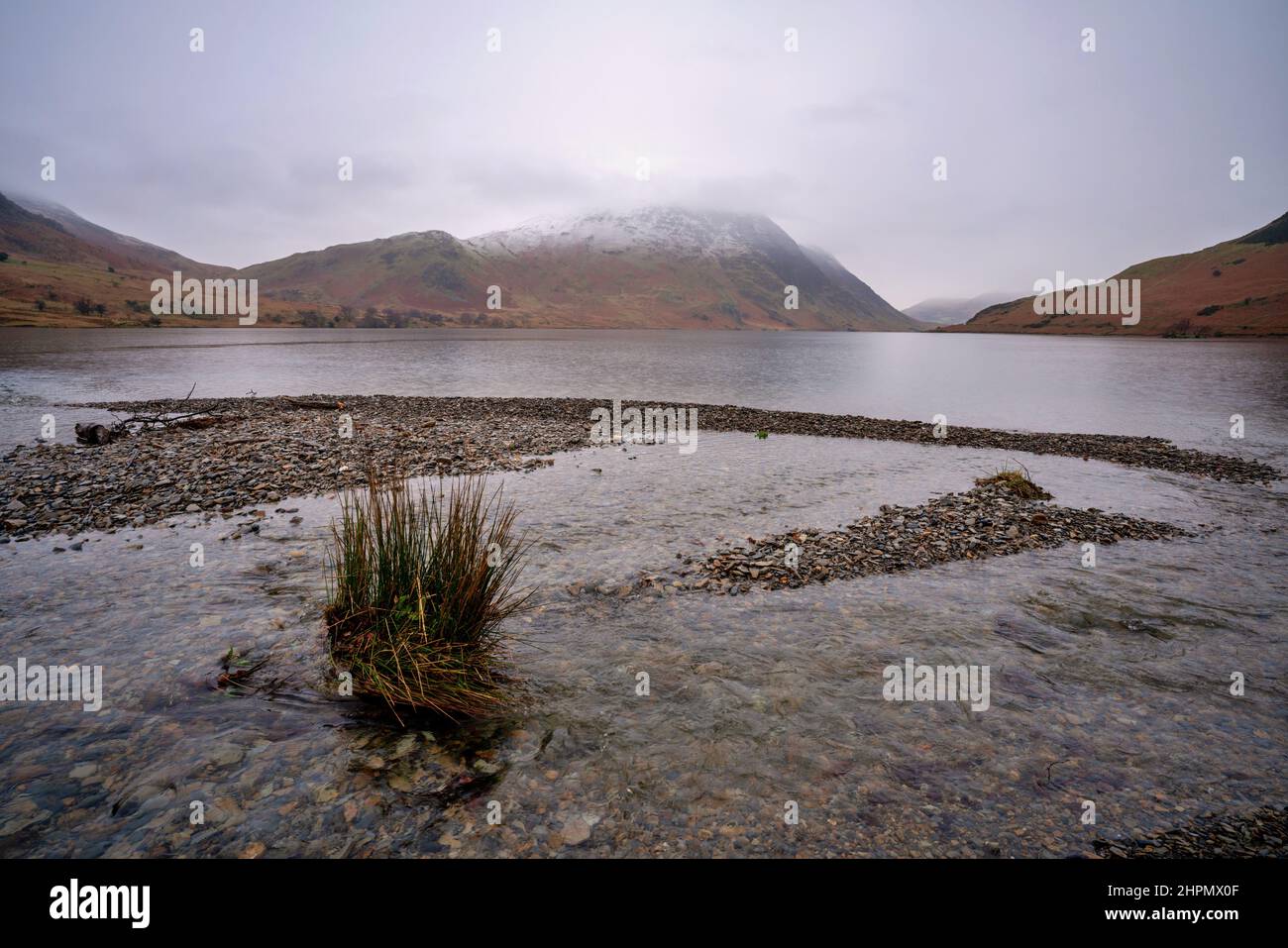 South Crummock Water en Lake District, Cumbria, Inglaterra Foto de stock