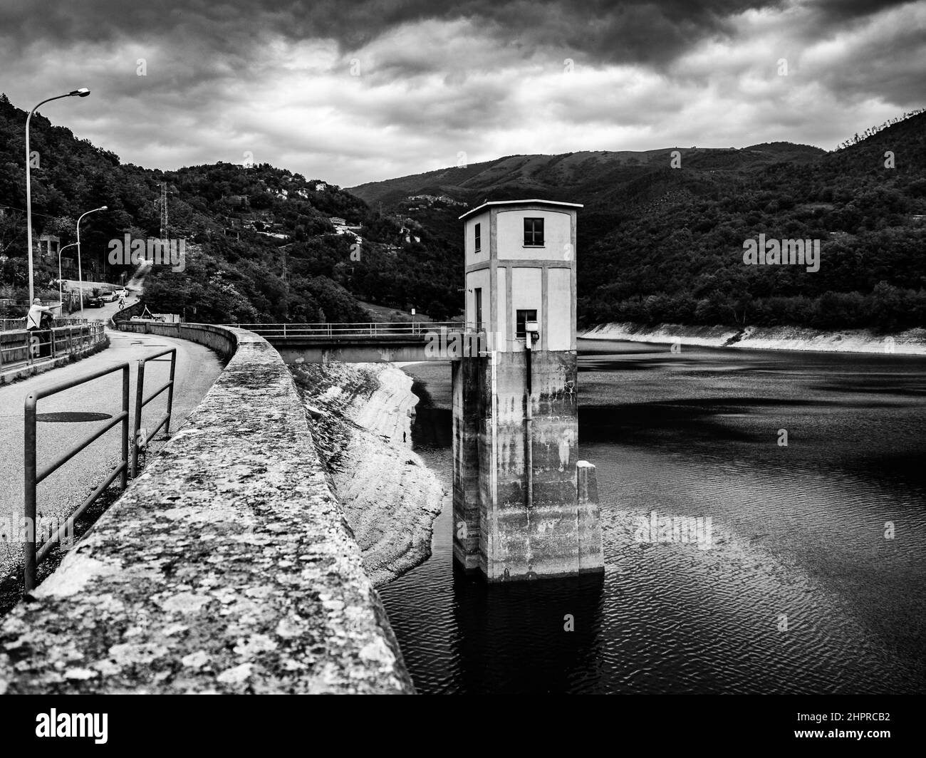 Italia, Lazio, Posticciola, represa de Turano en el Lago Turano Foto de stock