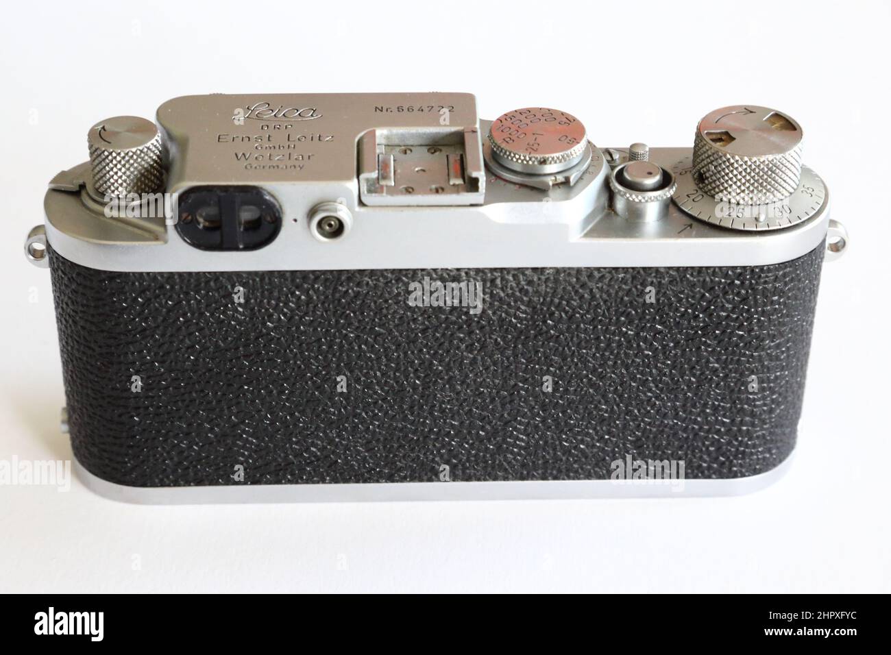 Una clásica Leica IIIf alemana, una cámara ideal para el fotoperiodismo Foto de stock