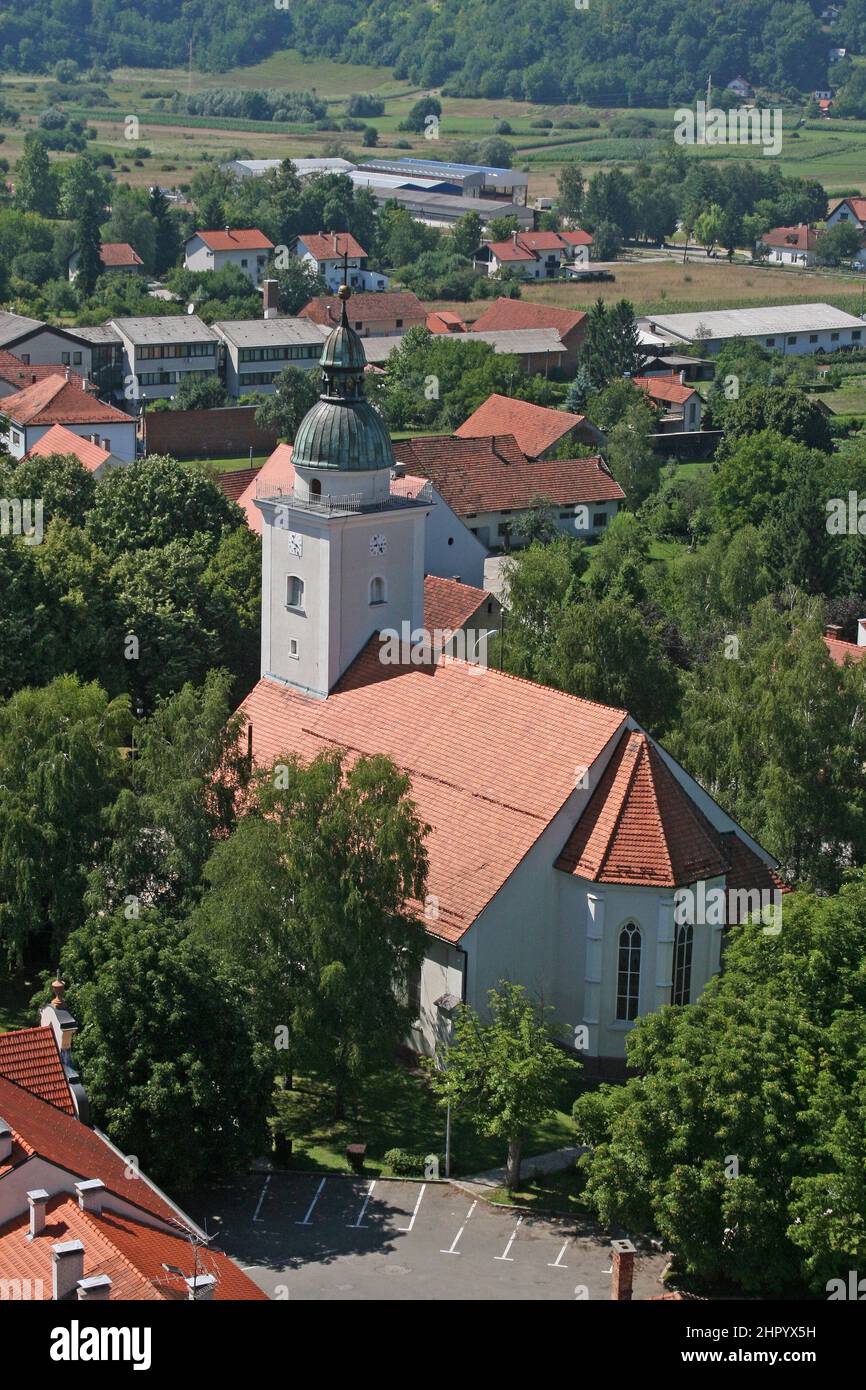 Iglesia Parroquial de la Santísima Trinidad en Donja Stubica, Croacia Foto de stock