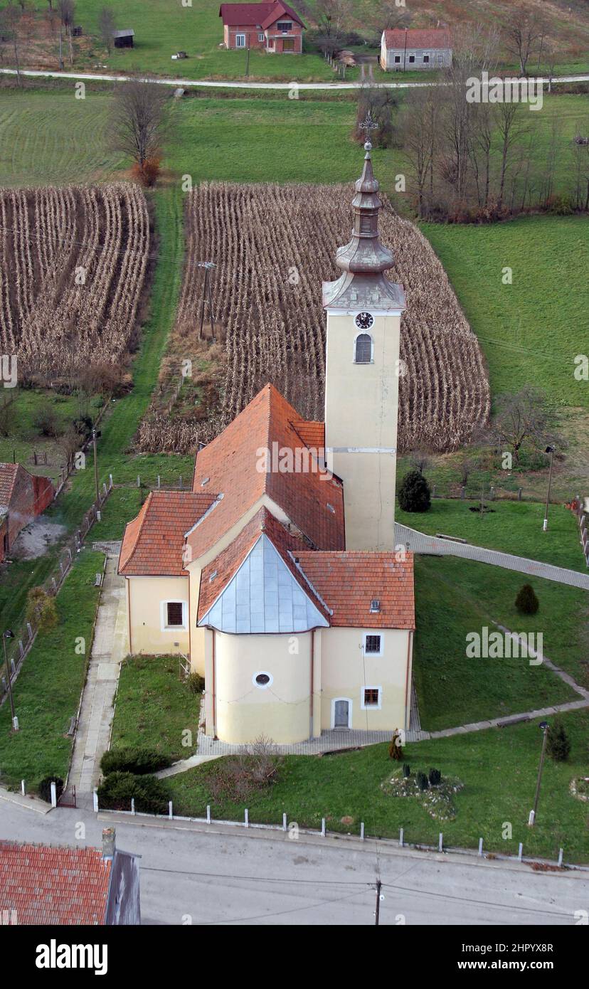 Iglesia Parroquial de la Visitación de la Virgen María en Cirkvena, Croacia Foto de stock