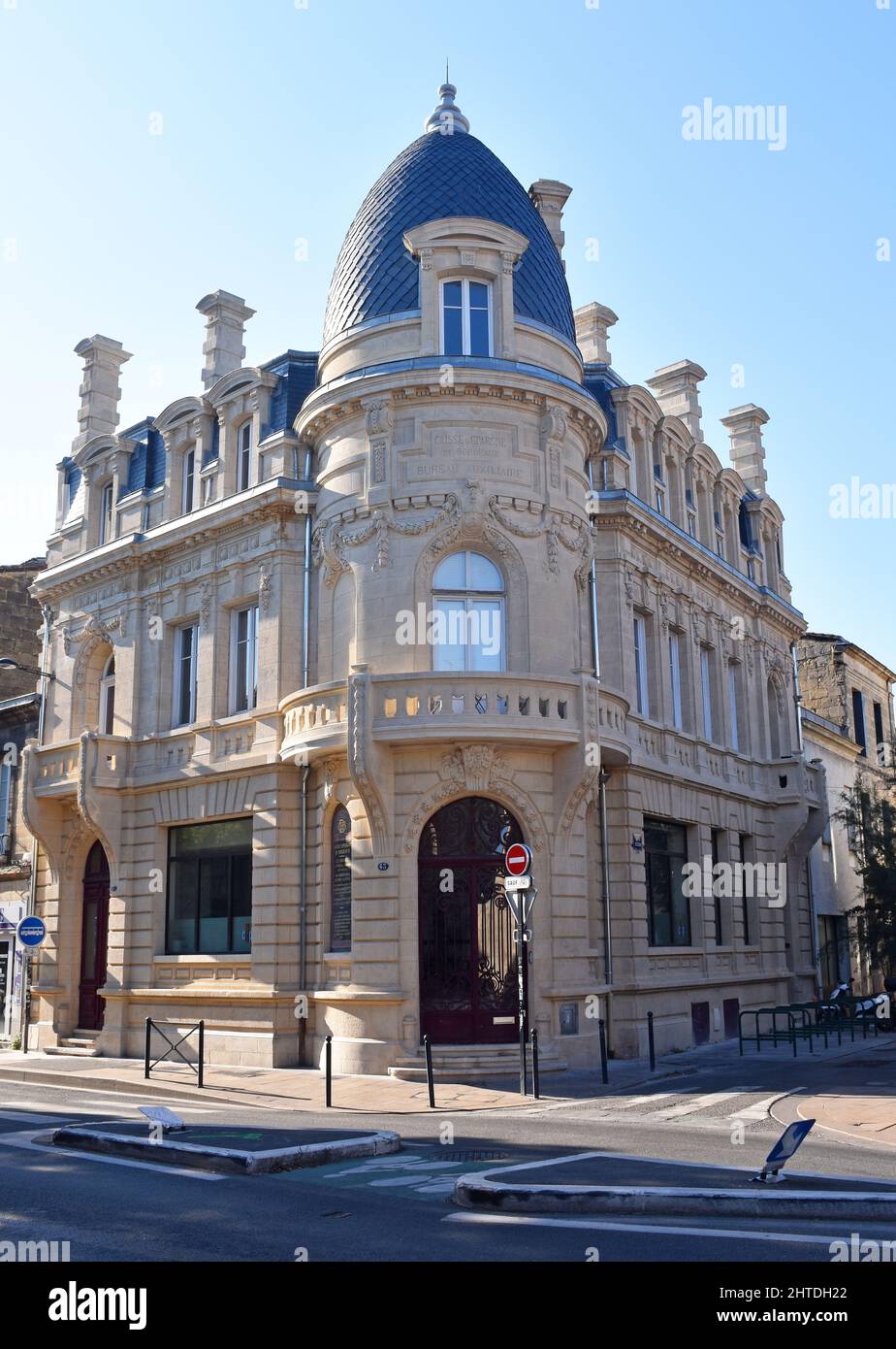 Un banco de ahorros, Caisse d’Epargne de Bordeaux, elegante edificio de finales de 19th C, con muchas obras decorativas en un estilo barroco neoclásico Foto de stock