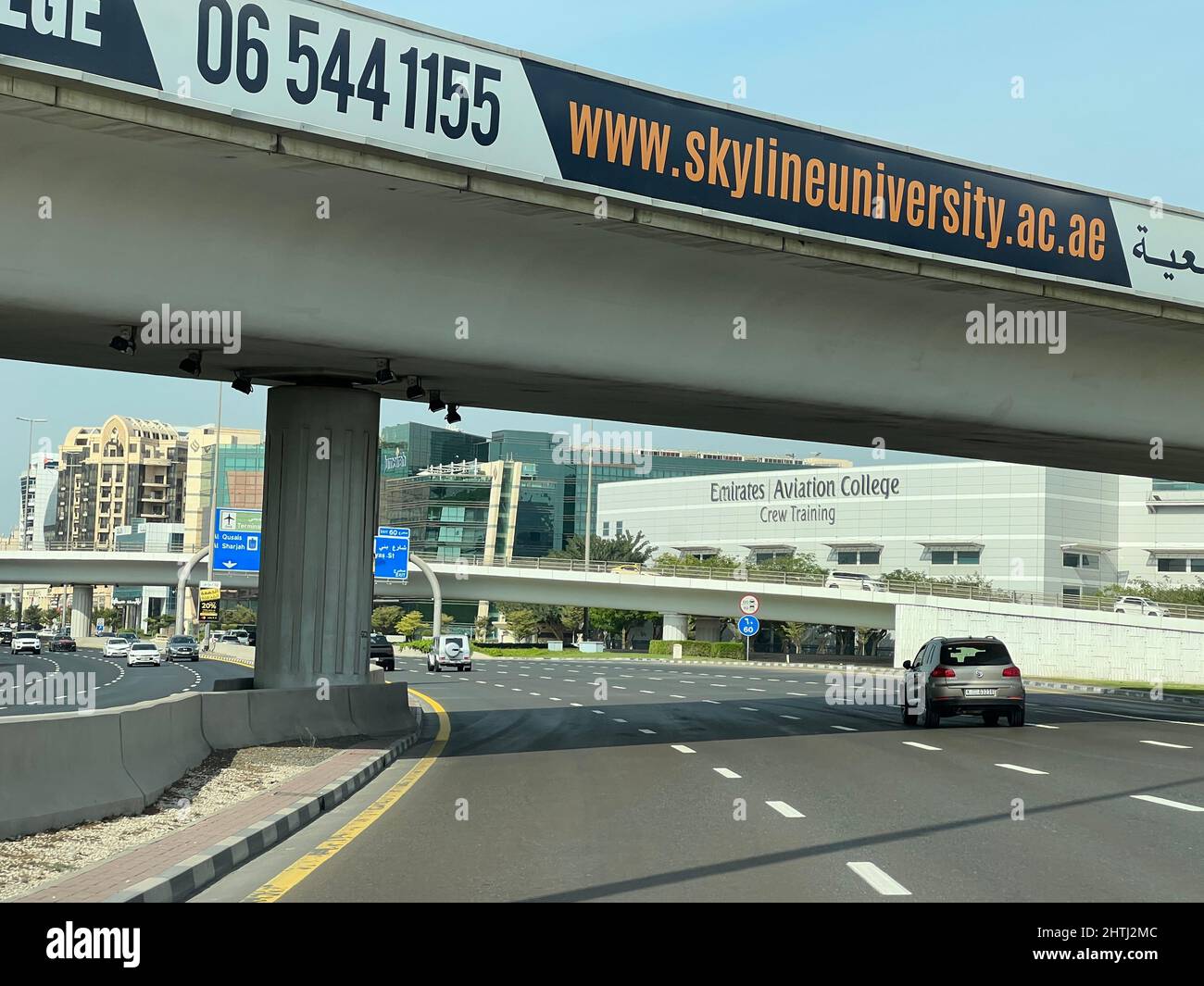 Emiratos Árabes Unidos, Dubai 01 de diciembre de 2021 Carreteras y