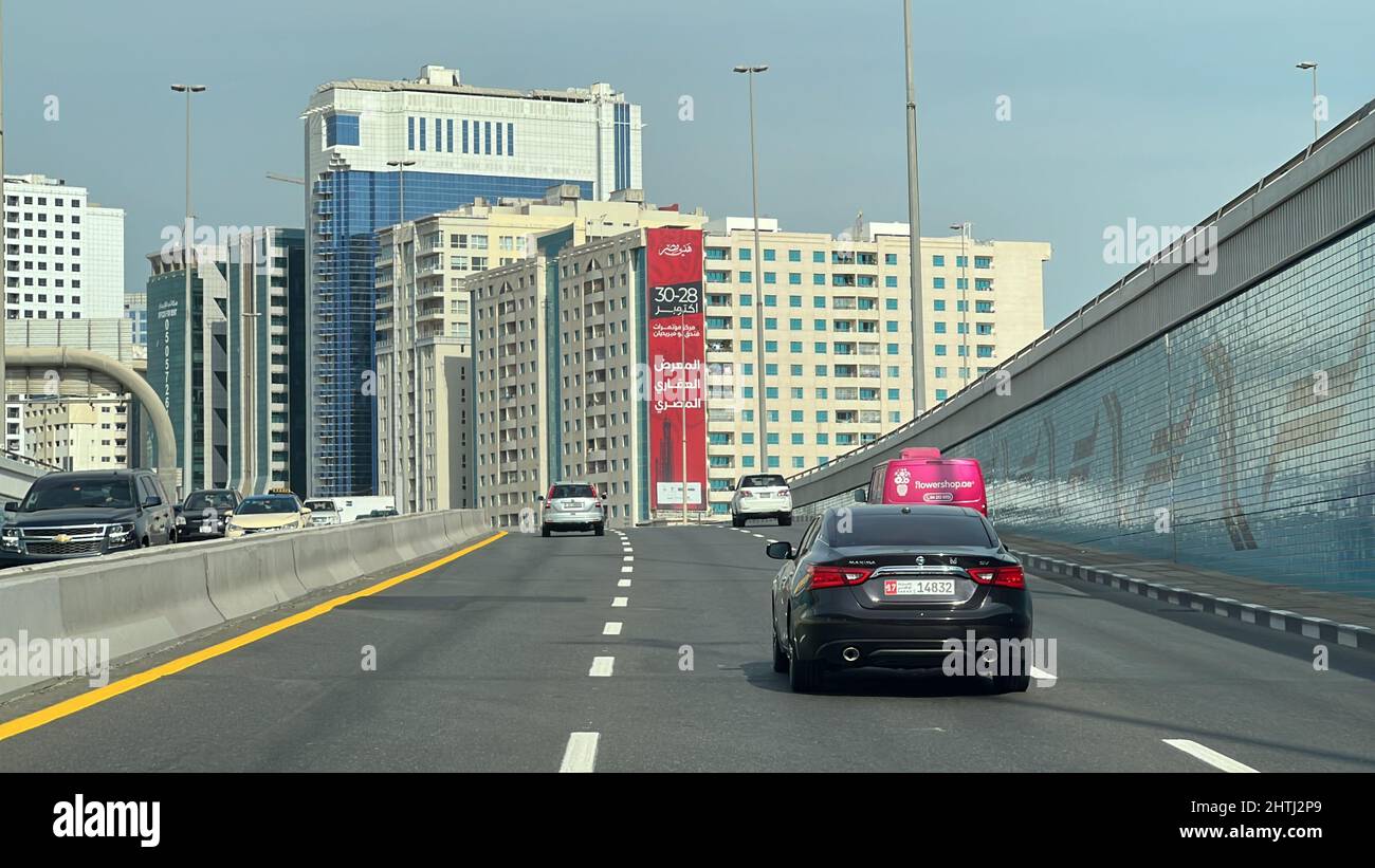 Emiratos Árabes Unidos, Dubai 01 de diciembre de 2021 Carreteras y