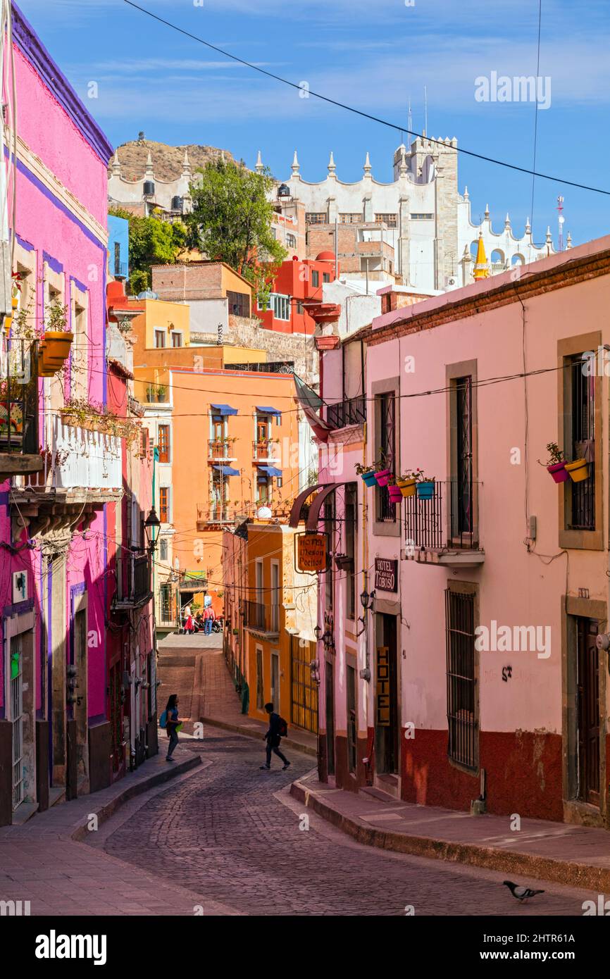 México, Estado de Guanajuato, Guanajuato, un colorido paisaje urbano de la ciudad colonial española Foto de stock