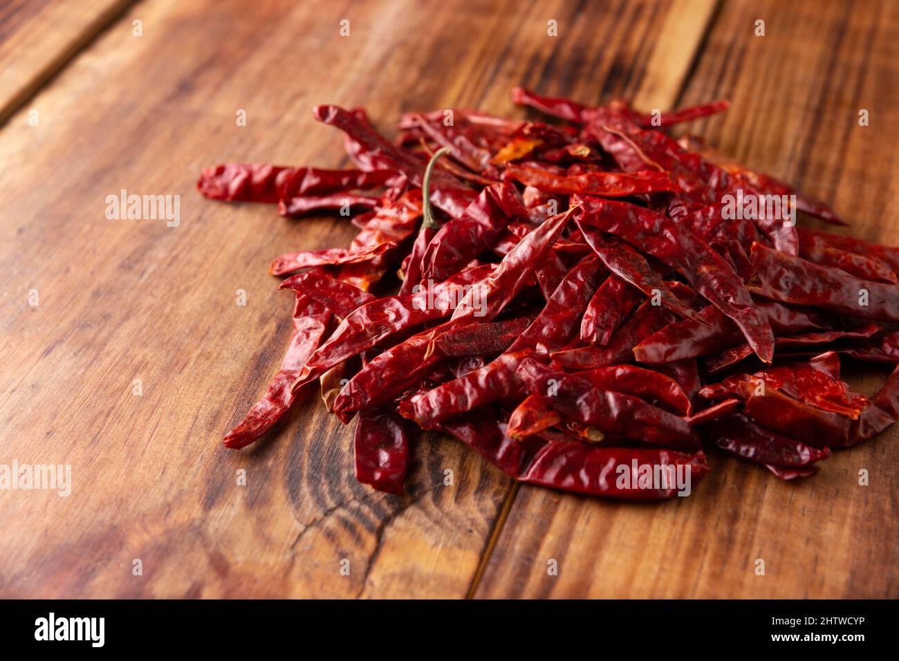 Chile de Arbol. Este potente chile mexicano se puede utilizar fresco