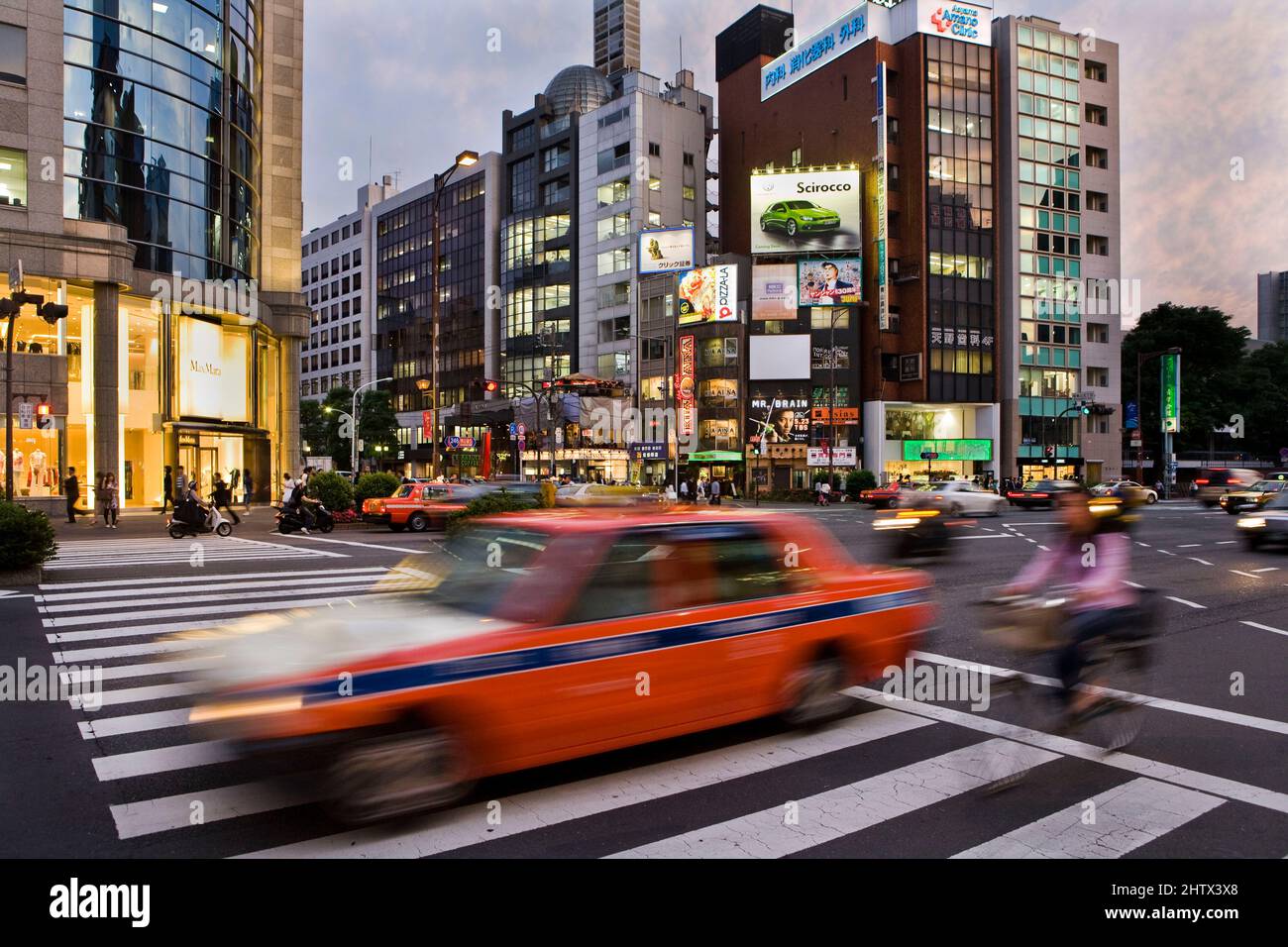 Japan taxi fotografías e imágenes de alta resolución - Alamy