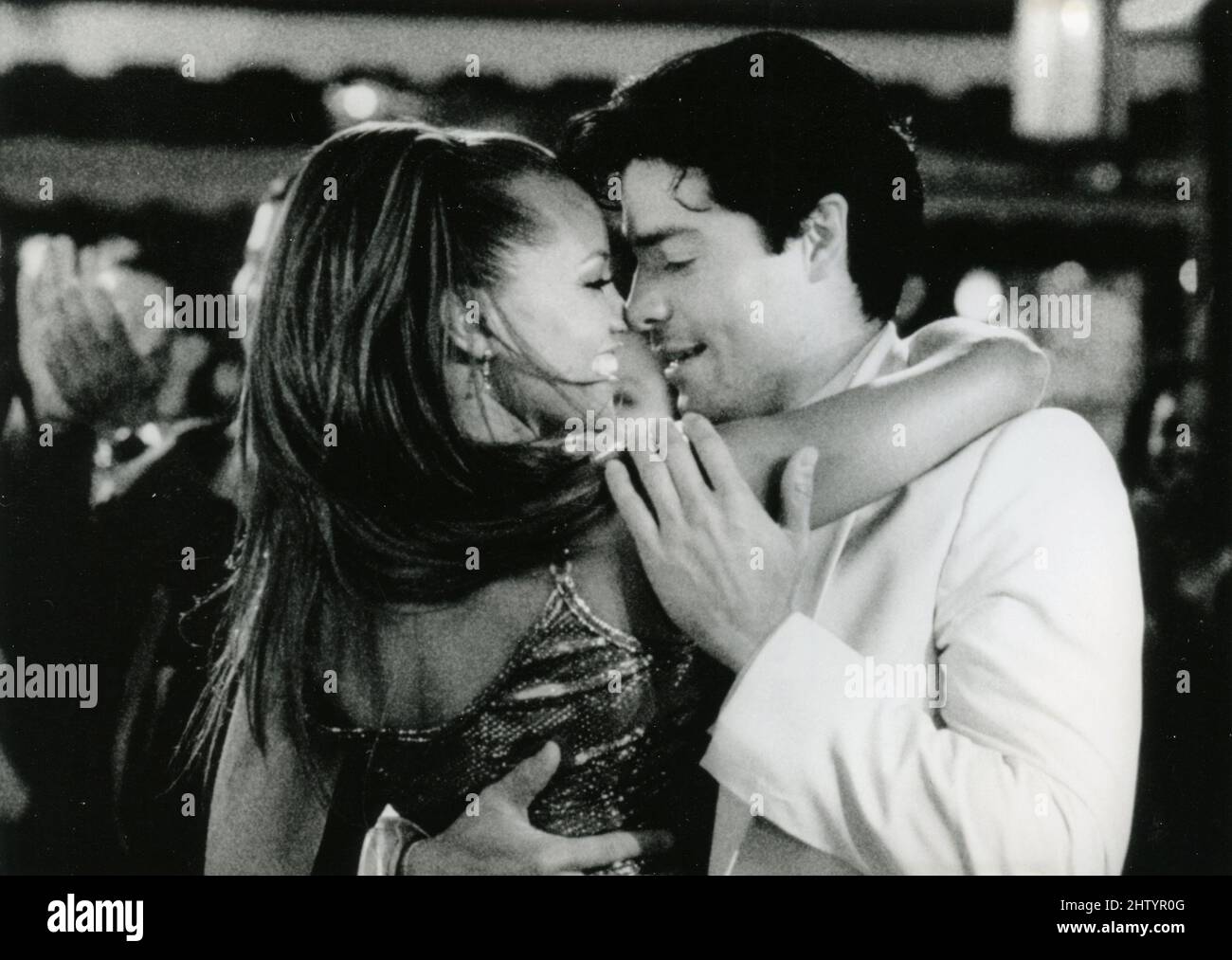 Cantante y actor puertorriqueño Chayanne y actriz Vanessa L. Williams en la película Dance With Me, USA 1998 Foto de stock