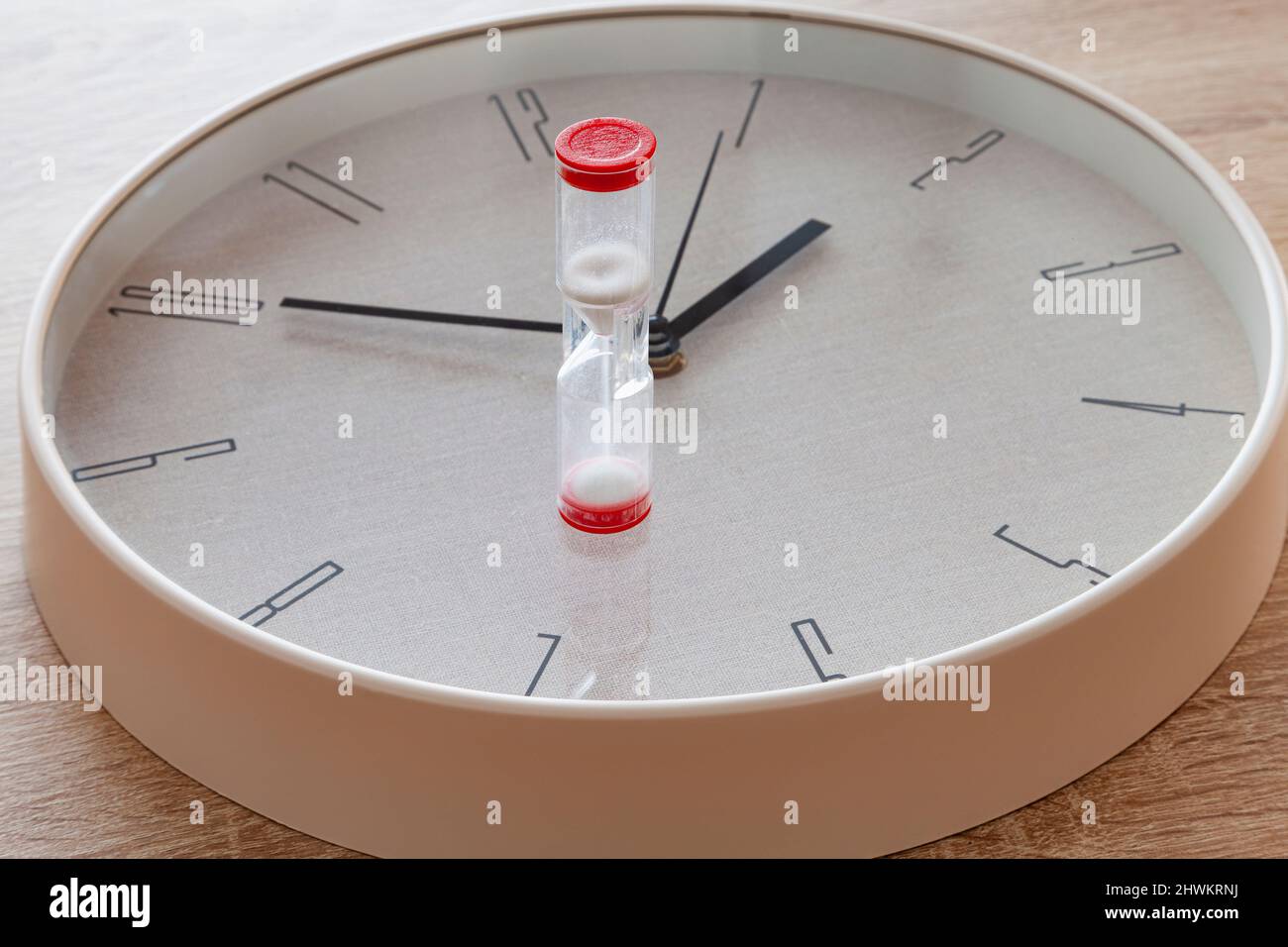 Reloj de aguja fotograf as e im genes de alta resoluci n Alamy