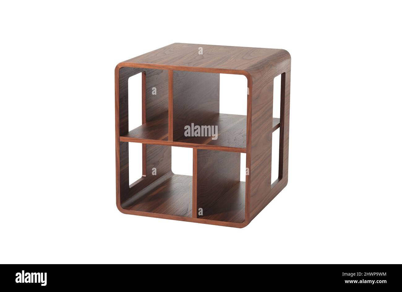 Moderna mesa de madera de forma cuadrada con elementos de almacenamiento Foto de stock