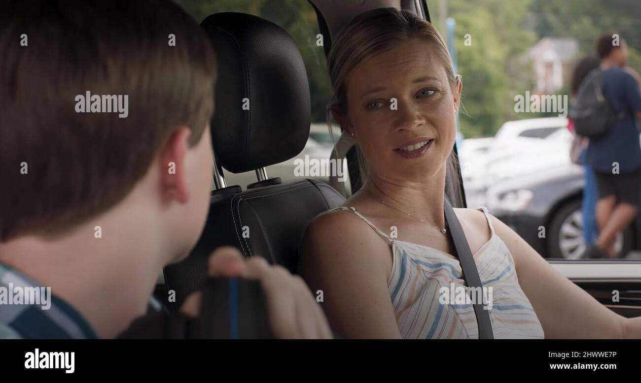 CARRERA DE TYSON, DESDE LA IZQUIERDA Mayor Dodson, Amy Smart, 2022